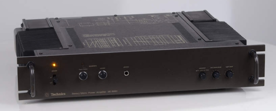 L'amplificateur Technics SE-9060